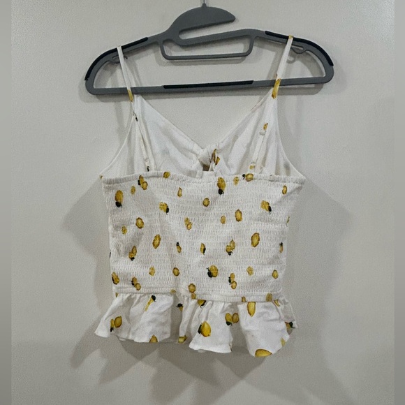 NWOT Japna White Lemon Print Crop Top - Picture 4 of 4